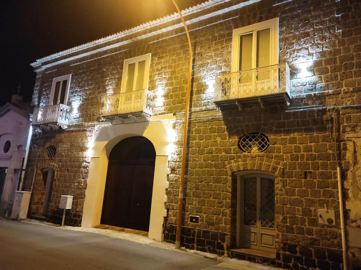 HOTEL B&B LA CASA DEI SOGNI CASAPULLA (Italia) - da 98 € | HOTELMIX